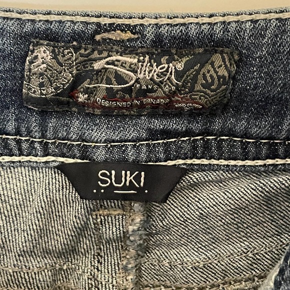 Silver Suki Bootcut Flared Jeans Womens W29/L30 Embroidered Stretch Boot Leg - Picture 11 of 15